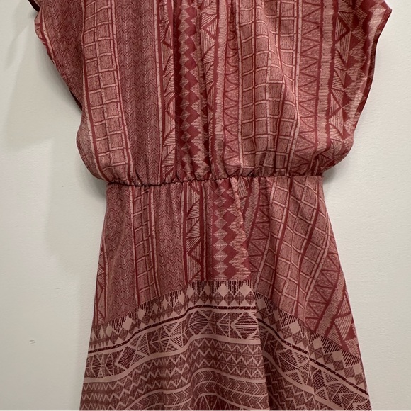 Bar 111 Dress Women's Aztec Print Pink Chiffon Flutter Sleeve Dress Size S - Picture 4 of 8